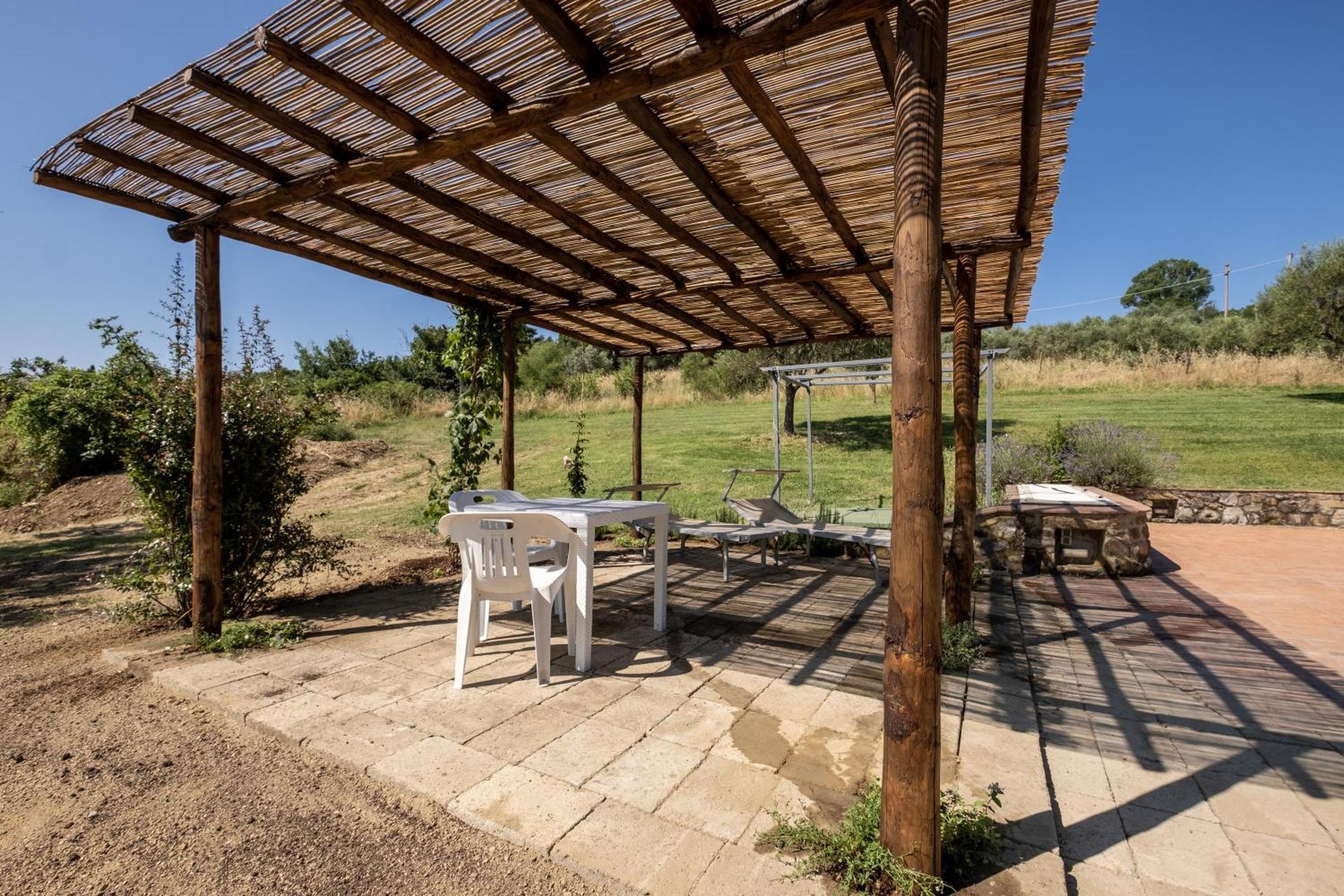 Podere La Montalla Radicofani Exterior photo